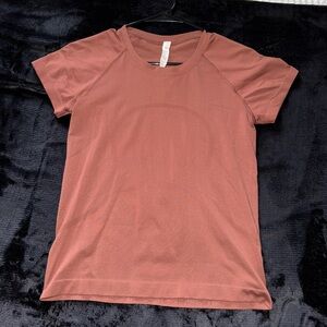 Lululemon swiftly tech